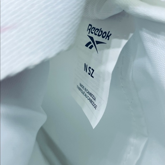 NWOT REEBOK Women's Pink and White Mini Crossbody - Picture 8 of 9